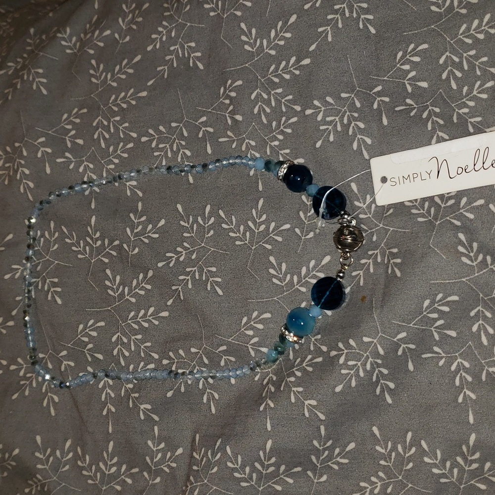 New w/tag Simply Noelle semi precious stone necklace